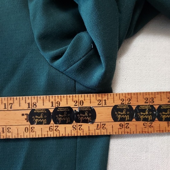 Tahari Arthur S. Levine Women's‎ Size 12 Long Coat Jacket Green Holiday - Picture 5 of 8